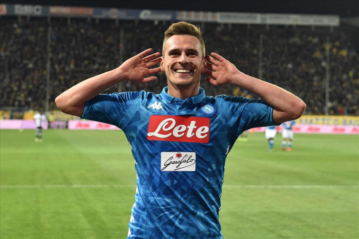 bomber milik