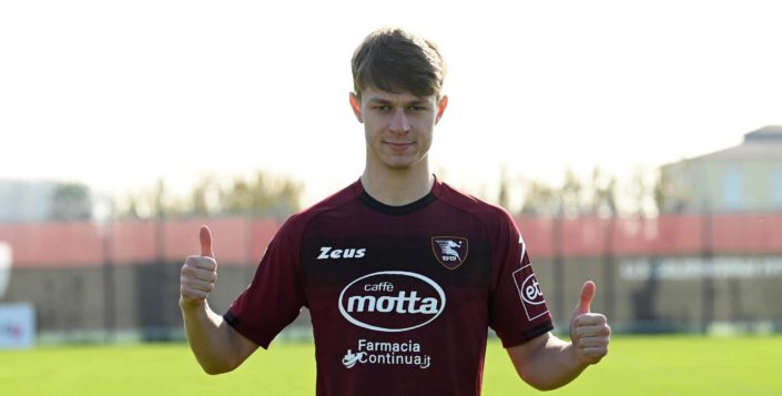 nicolussi caviglia salernitana